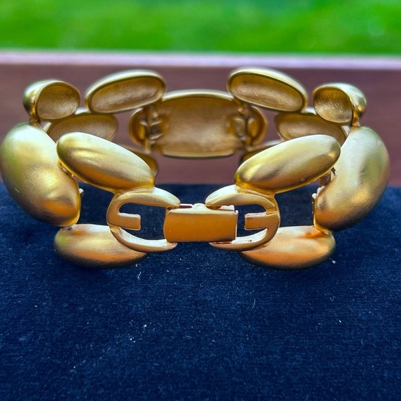 Vintage Givenchy Runway Link Brushed Matte Bracelet - Picture 1 of 10